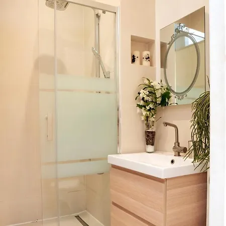 My Nest Quartier Latin - 27m2 - Renove Paris