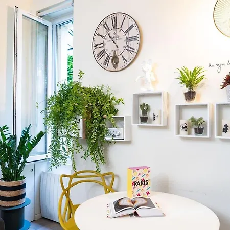 My Nest Quartier Latin - 27m2 - Renove