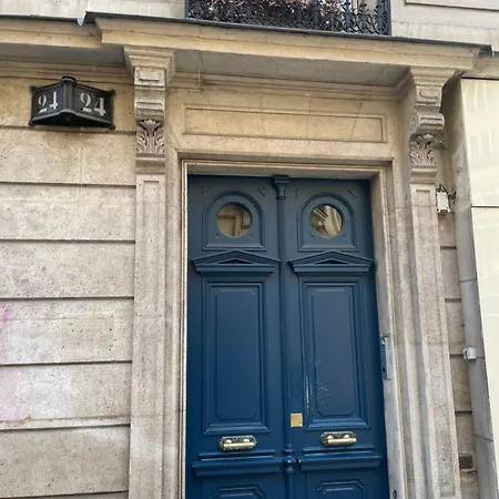 Comfortable & Peaceful Apartment - Paris Quartier Latin - Newly Renovated *
