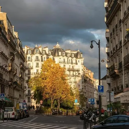 Comfortable & Peaceful Apartment - Paris Quartier Latin - Newly Renovated Apartmán *